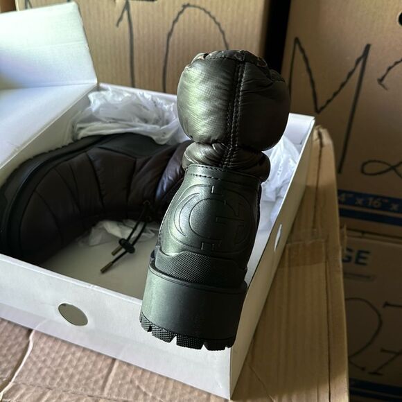 GUESS Leeda Padded Ankle Boot in Black - Picture 5 of 5